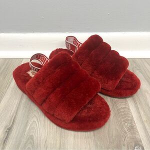 UGG Slippers‎ Women’s 7 Red Fluff Yeah Logo Slide Platform
